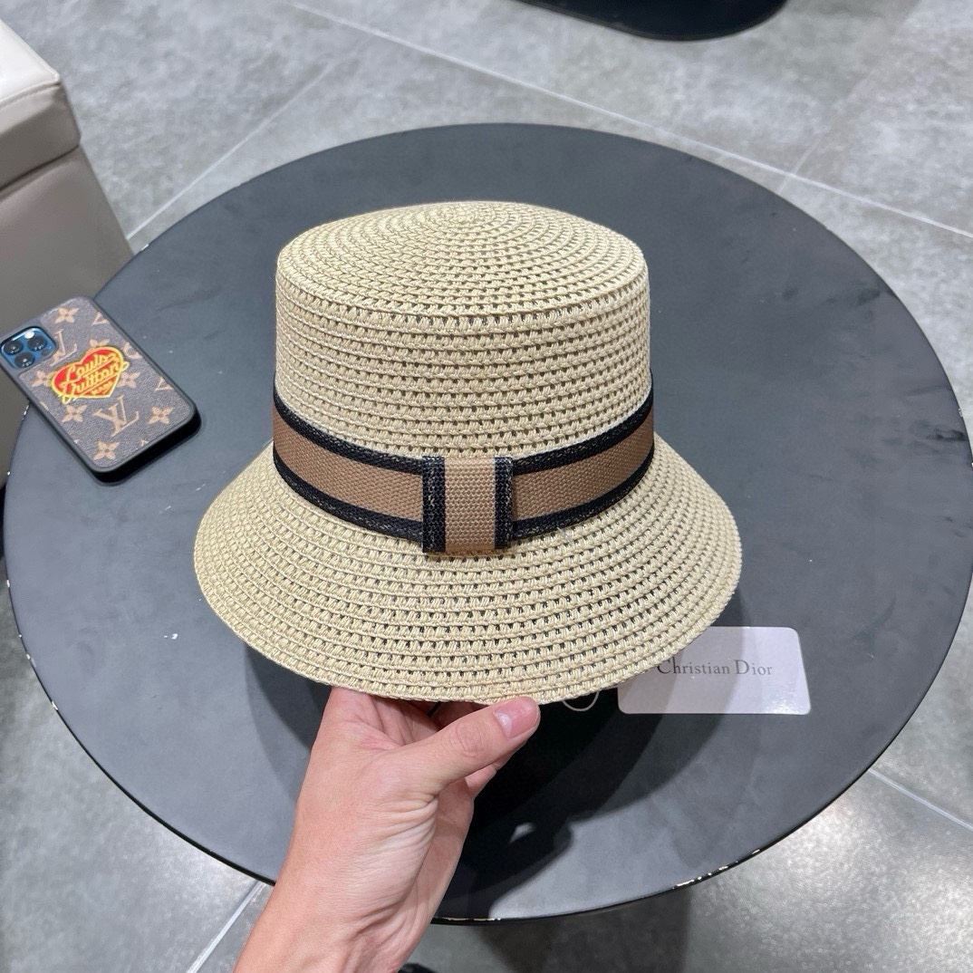 Christian Dior Caps